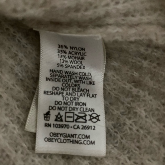 Obey cropped button front cardigan mohair - Picture 6 of 6